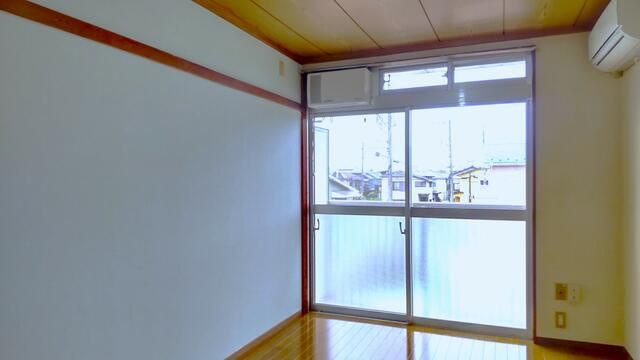 コーポ水の頭の内装