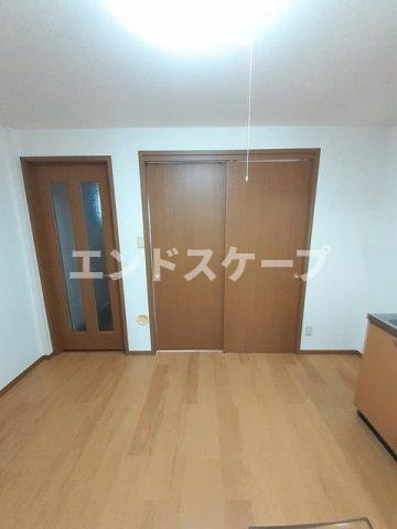 ソレアードＣの居間・リビング|高崎、前橋のお部屋探しはエンドスケープまで！お客様の理想お聞かせ下さい♪
