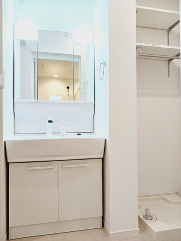 ルシェロ２の独立洗面台|独立洗面台で身支度をすべて済ませてしまいましょう