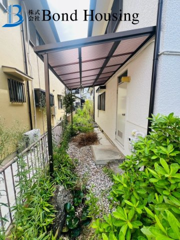 リフォーム済み物件　大久保町高丘5丁目　中古戸建の庭