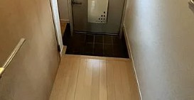 シャーメゾン赤羽の玄関