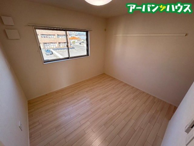 オータムめぐみⅢの洋室
