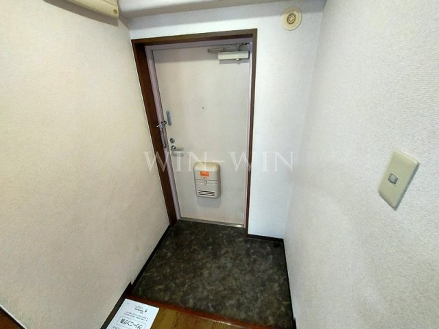 ジナ東海の玄関