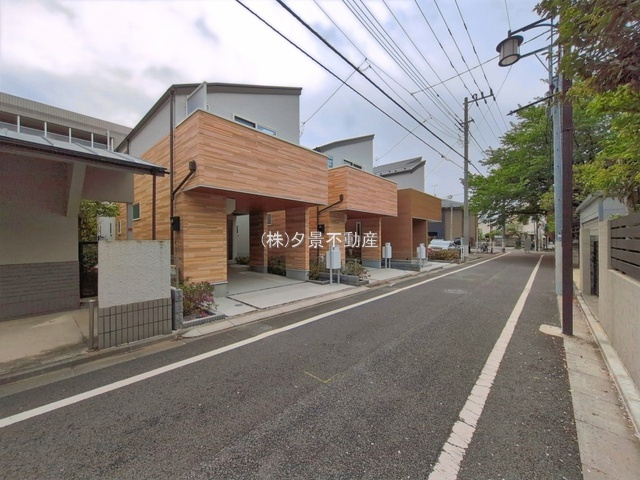《仲介手数料無料》杉並区下井草３丁目79-2新築一戸建てザパームスコート