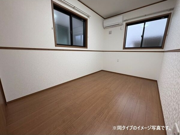 つしだ.comの内装
