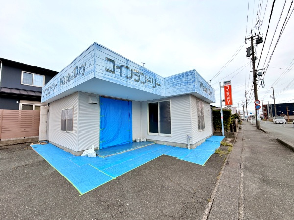 袋井市泉町貸店舗の外観
