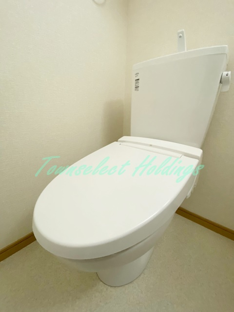 藤沢市花の木のアパートのトイレ