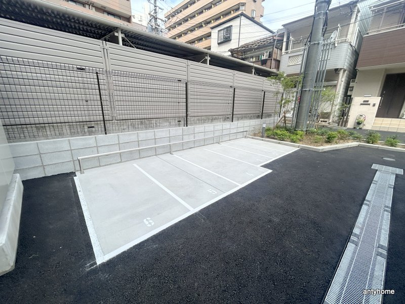セレニテ蒲生四丁目駅前アリエ　仲介手数料無料の駐車場