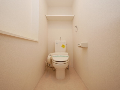 【トイレ】 | グローディア天満橋 | 落ち着いた色調のトイレです