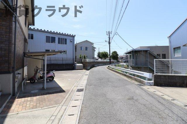 センプレヴェルデの周辺