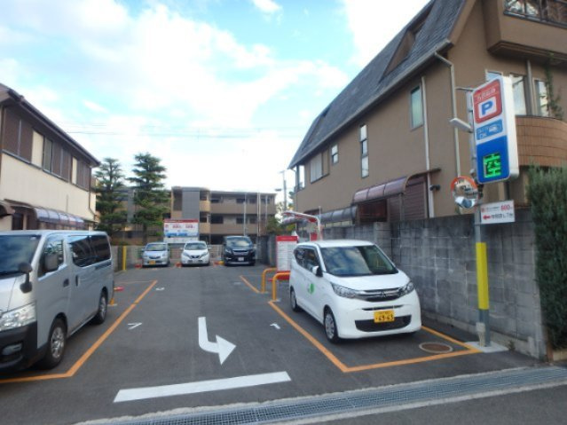 【駐車場】 | ペアコート仁川 | 駐車場があります