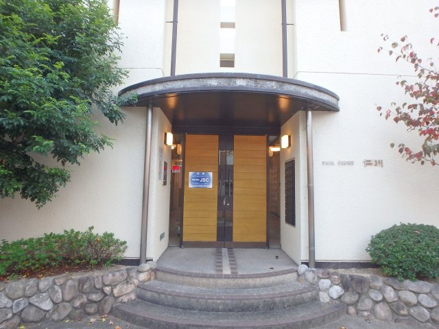 【エントランス】 | ペアコート仁川 | ゆとりのあるエントランスです