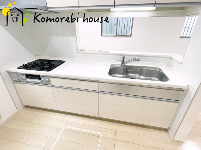 上尾市浅間台3丁目　中古戸建のキッチン|26.9.11