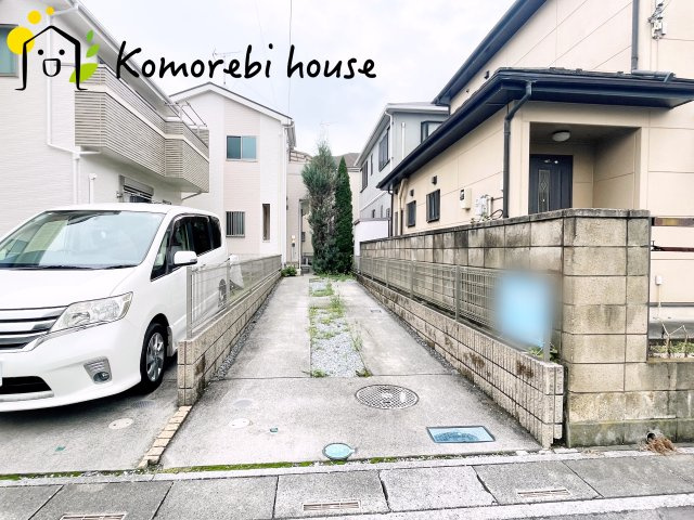 上尾市浅間台3丁目　中古戸建の駐車場|26.9.11