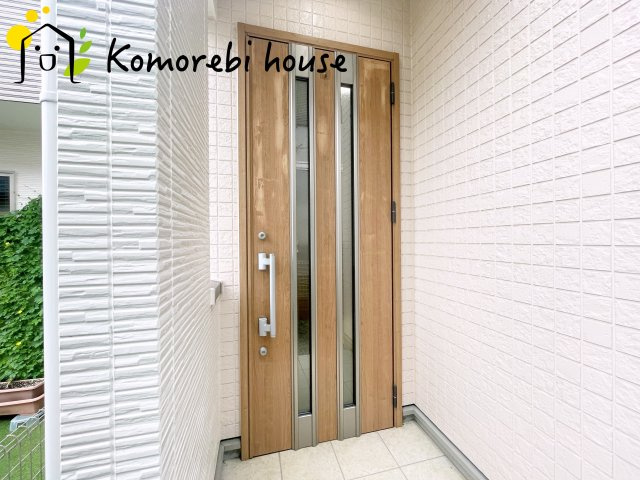 上尾市浅間台3丁目　中古戸建の玄関|26.9.11