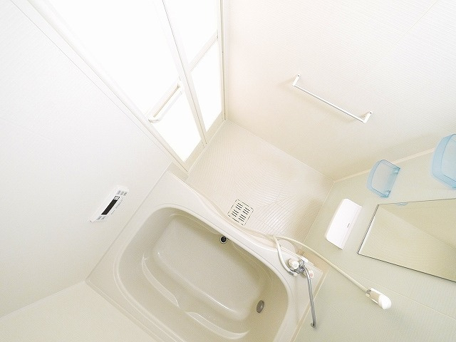 グレイス新の浴室|コンパクトで使いやすいお風呂です