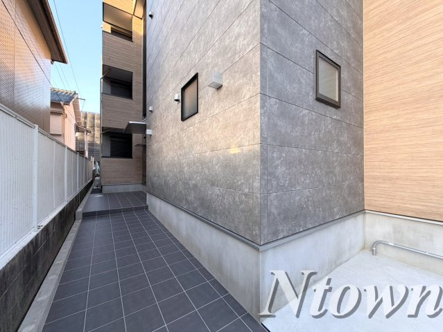 【エントランス】 | ルミエールM平安通 | 毎日通るエントランスはこのようになっています。