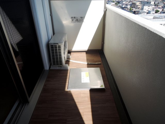 【バルコニー】