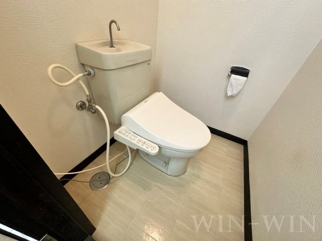 アーバンライフ 7THのトイレ|イメージ（同建物内別部屋の写真です）
