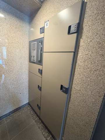 コスモ吉祥寺南ブライトステージのその他共用部分|共用部・宅配ボックス