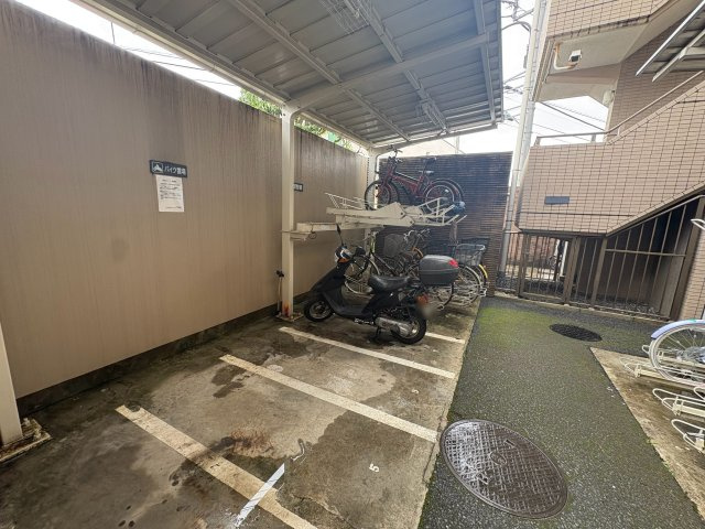 コスモ吉祥寺南ブライトステージのその他共用部分|共用部・バイク置き場
