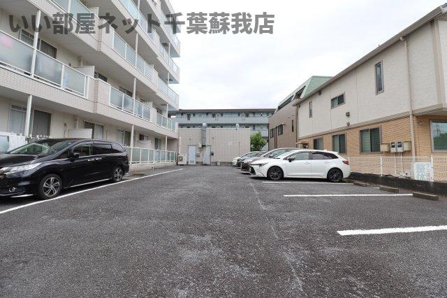 アーバンヒルズの駐車場|駐車場完備です