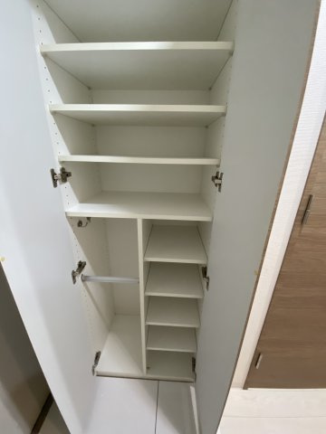 ブライズ方南町の収納|小物を収納するのに便利です