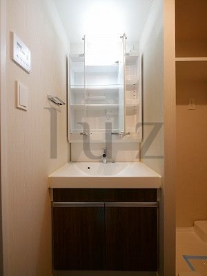 スプランディッド新横浜の洗面所
