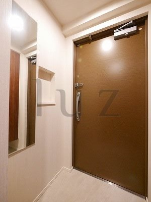 スプランディッド新横浜の玄関