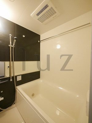 スプランディッド新横浜の浴室
