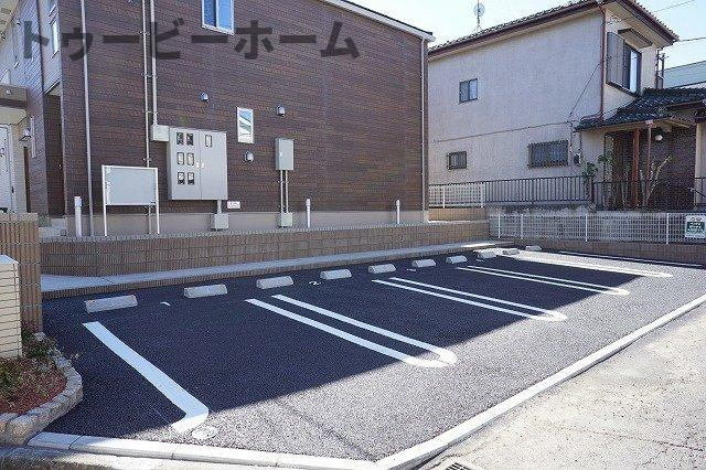 ラ・フローラの駐車場|駐車場があります