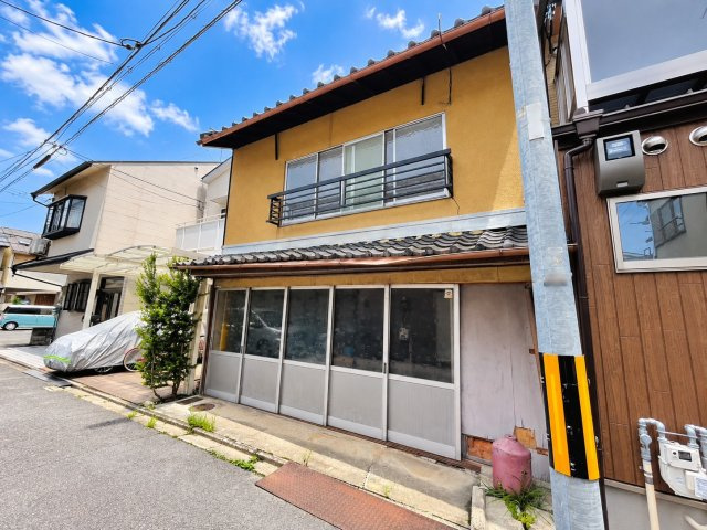 小山上板倉町　建築条件無土地の前面道路含む現地写真