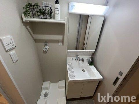 オルタンシアキューブの独立洗面台|使いやすい独立洗面台です