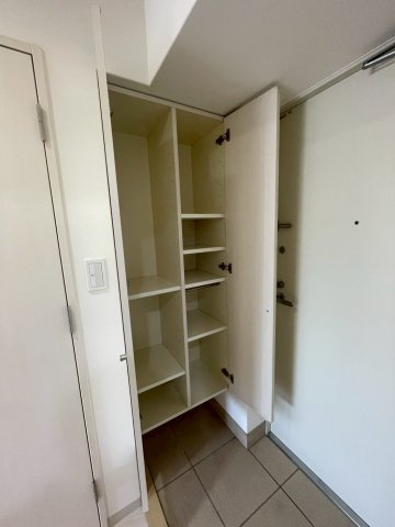 KDXレジデンス難波南の収納