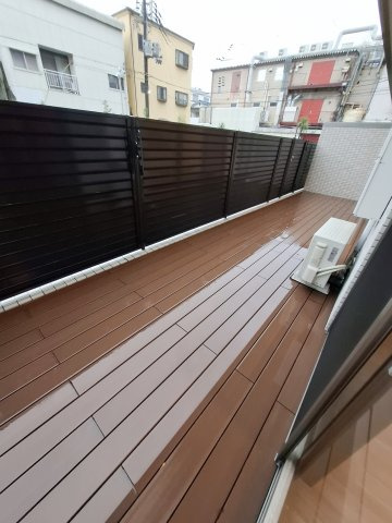 プレジオ西宮北口のバルコニー