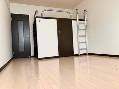 【寝室】 | レオネクストＭＩＮＥ | 使い勝手のいい寝室です