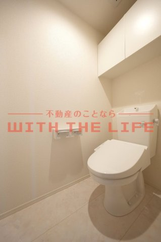 ラ・ルーチェ宮の陣駅前【10.000円キャッシュバック対象物件】のトイレ|シンプルで使いやすいトイレです