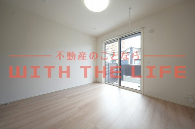ラ・ルーチェ宮の陣駅前【10.000円キャッシュバック対象物件】の内装|きれいな内装です