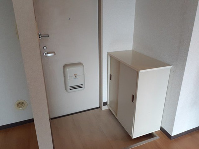 【玄関】 | エルディム稲和Ｄ | 落ち着いた玄関です