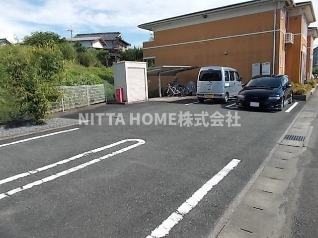 サザンヒルズの駐車場|敷地内駐車場です＊