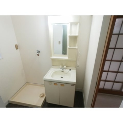 【洗面所】 | コーポインティアマウンテン2号棟 | 広い洗面スペース