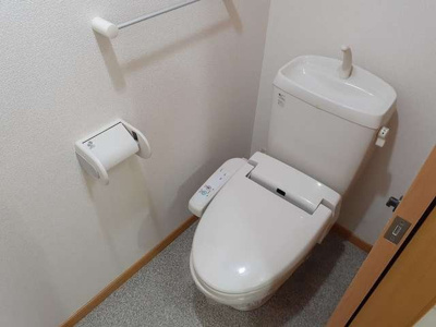 【トイレ】 | ソリアードディーチモ | シンプルで使いやすいトイレです
