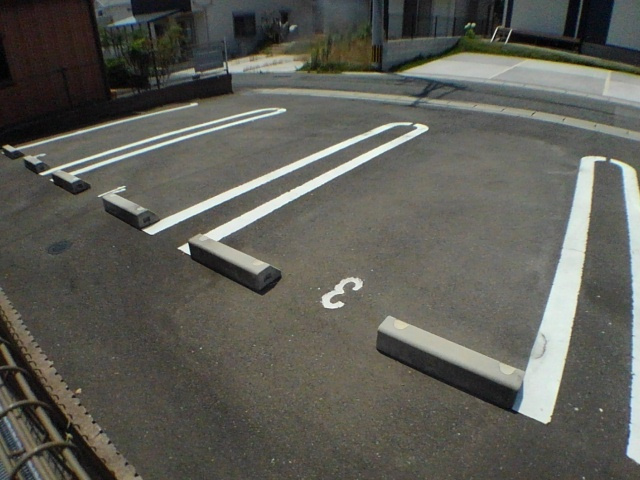 サンヴィレッジ須恵の駐車場|駐車場