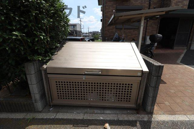 スカイクルーズのその他共用部分|ゴミストッカー