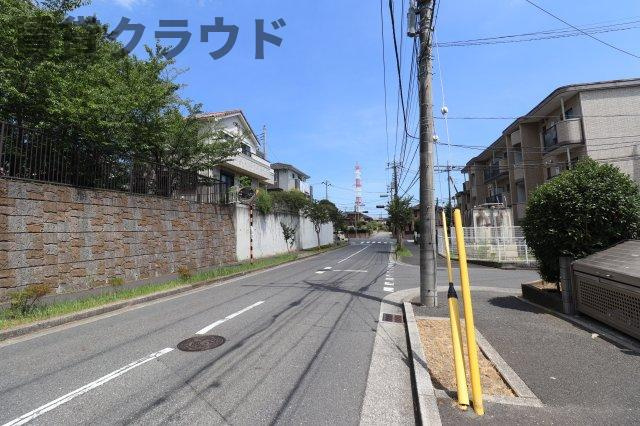 スカイクルーズの周辺
