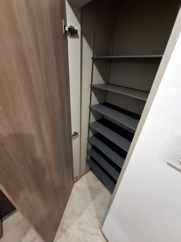 プレジオ西宮北口の収納