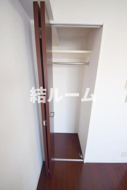 板橋区板橋２丁目の賃貸マンションの収納