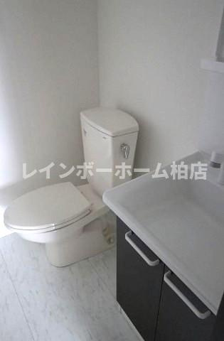 特典：仲介手数料が無料です!!のトイレ|温水洗浄便座です