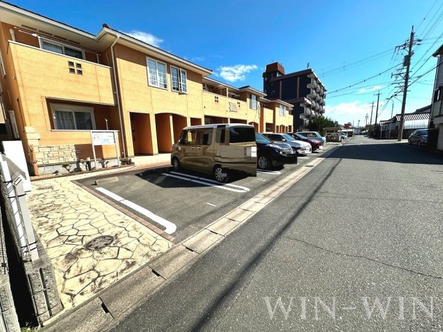 ブリーズ Ⅰの駐車場