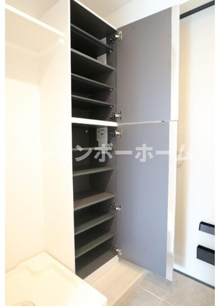エクセラン北浦和の玄関